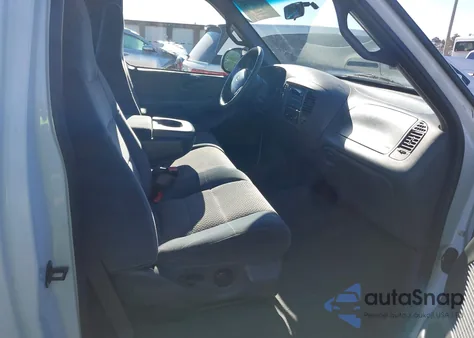 2001 Ford F-150 Xl/Xlt z USA, uszkodzony, nr VIN 1FTRF17L61NB04122